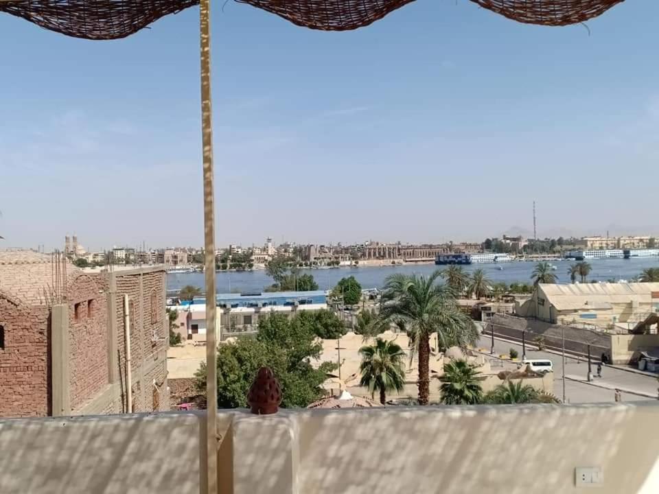 The Magic Of Luxor Private Studio Apartment On The Rooftop מראה חיצוני תמונה